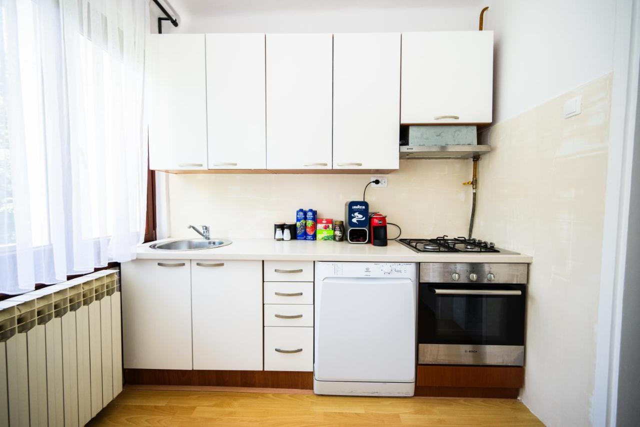 Cozy One-Bedroom Apartment Near City Center SJJ Exteriör bild