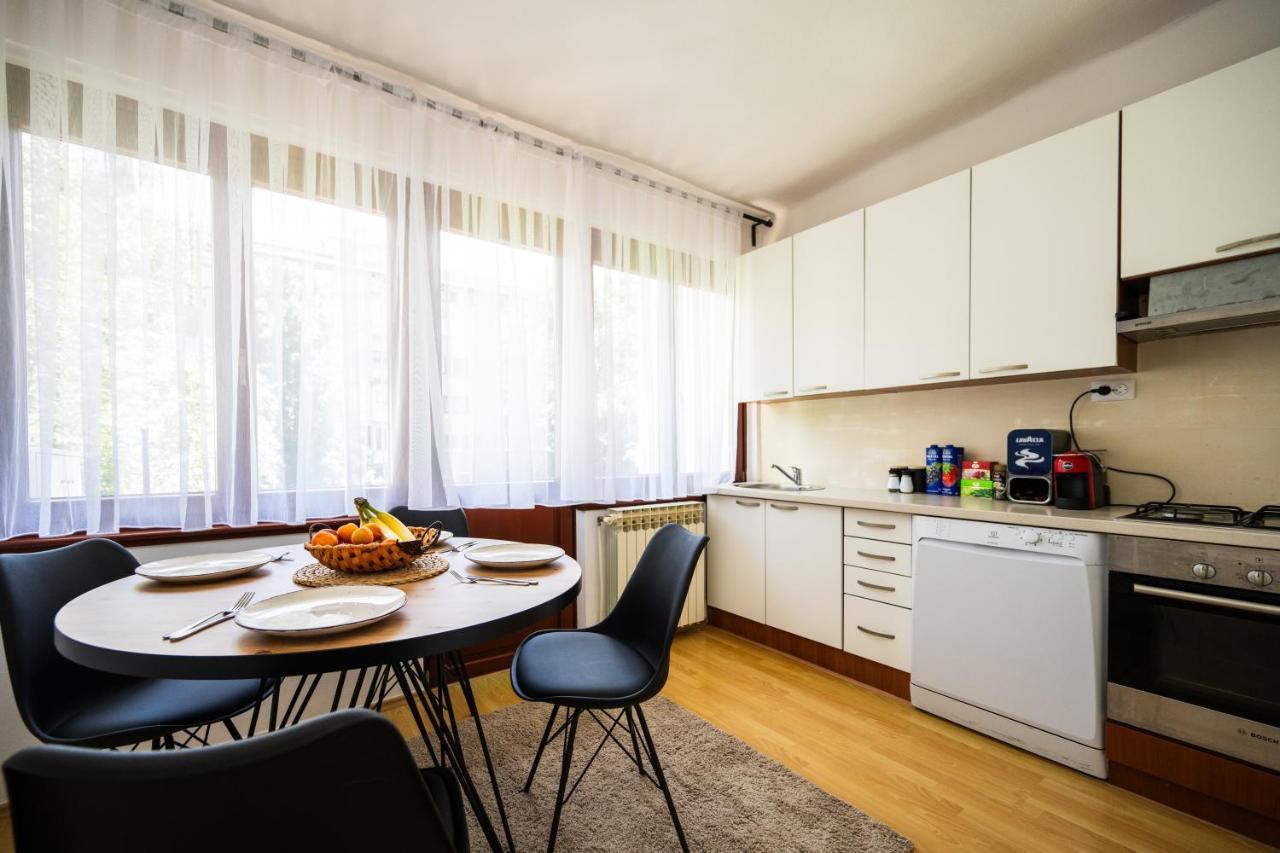 Cozy One-Bedroom Apartment Near City Center SJJ Exteriör bild